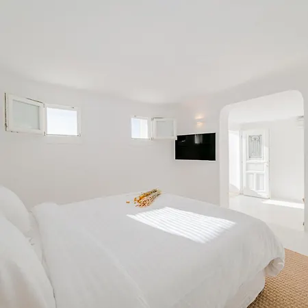 Anthis Mykonos Fanari (Mykonos)