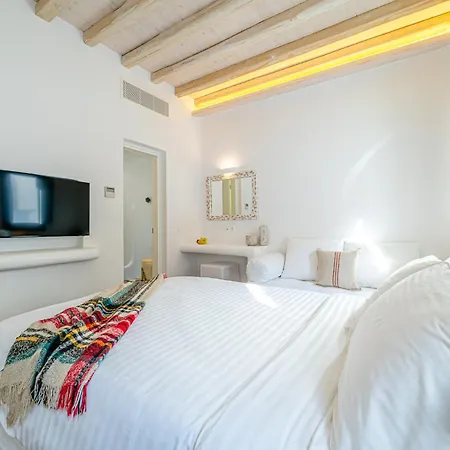 Anthis Mykonos Fanari