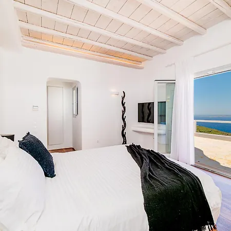 Anthis Mykonos * Fanari